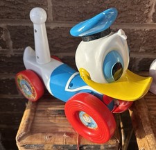 Vintage Donald Duck Ring Toy 