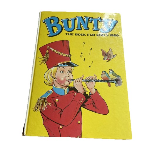 Bunty the book for - book, 1980