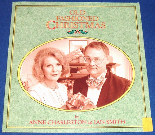 Old fashioned christmas anne - old,