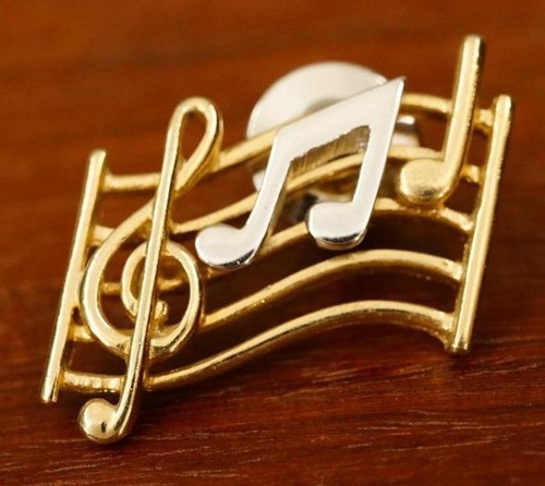 Costume jewelry avon treble - costume,