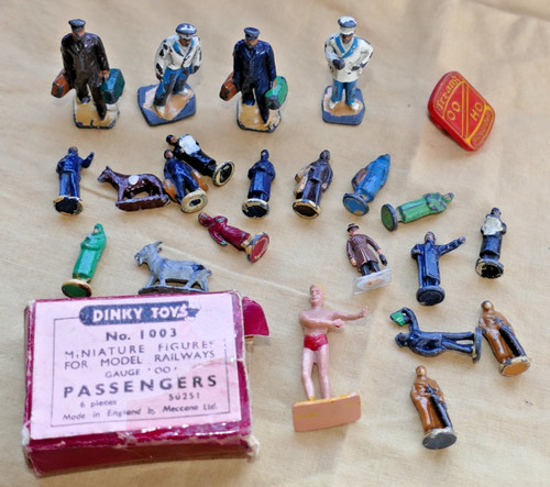 Dinky toys miniature - toys, figures