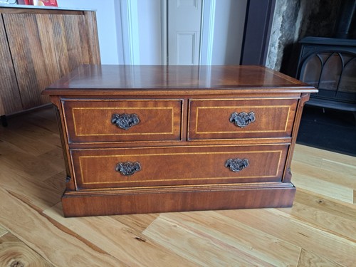 Solid mahogany unit with - mahogany, tv