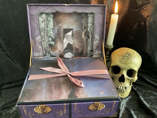 The new chapter tarot - the,