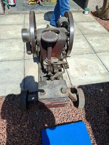 Amanco stationary engine hit - amanco,