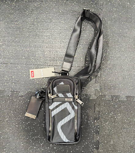 Tumi alpha men crossbody - men’s,