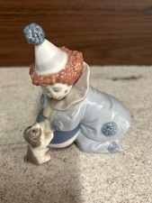 lladro clown with puppy -