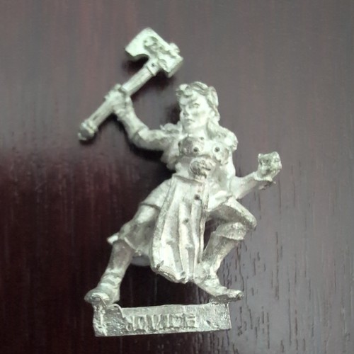Sisters sigmar novice - sisters,
