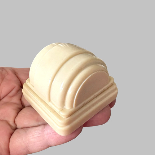 Vintage plastic ivory art deco - ivory,