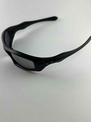 Oakley monster pup - oakley,