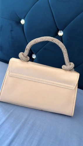 Cream bag with strap - ,