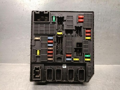 284b64544r fuse relay box - 284b64544r,