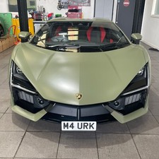 Lamborghini Revuelto front