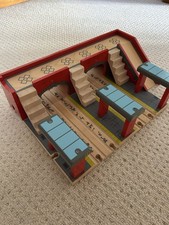 Bigjigs Railway Station (4 Track)  