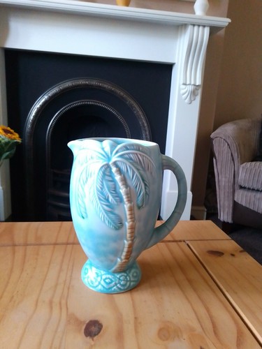 Beswick pottery jug 1074 palm - pottery,