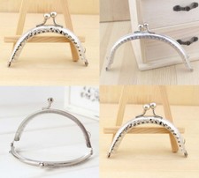 8.5-12.5 CM Metal Frame Kiss