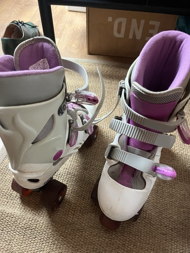 Size women roller - 7, blades