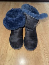 womens uggs navy suede boots