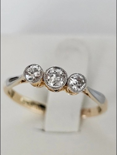 Elegant 18ct yellow gold - 18ct,