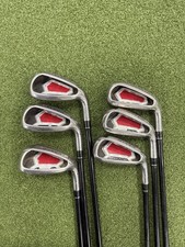 TAYLORMADE BURNER IRONS. RIGHT HANDED. 5-PW. REGULAR GRAPHITE SHAFT