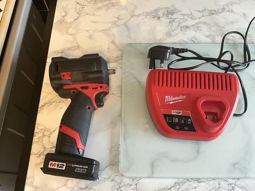 Milwaukee m12 fiw38 12v - milwaukee,