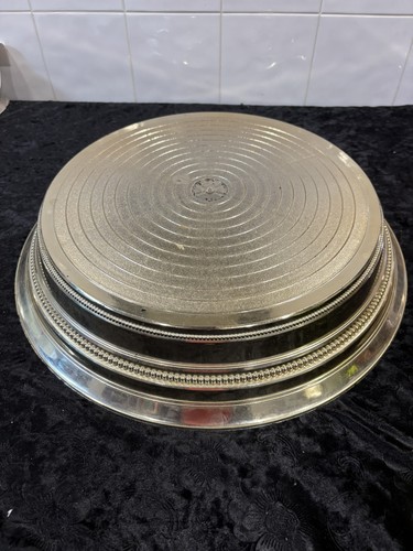 Wedding cake stand gold circle - wedding/cake,