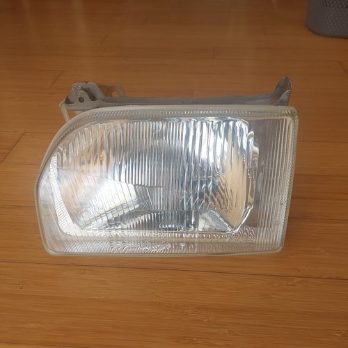 Left headlight optics arteb - headlight,
