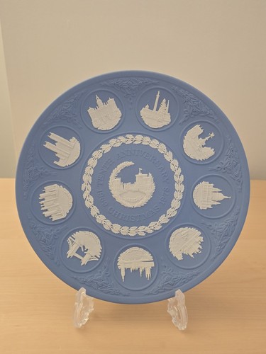 Wedgwood jasperware pale blue - wedgwood,
