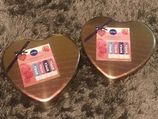 2 x LUXURIOUS LIPS NIVEA LIP