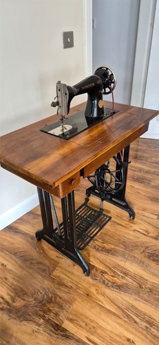 Sewing machine - sewing,