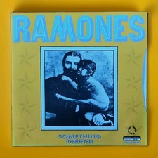  RAMONES - SOMEBODY PUT SOMETHING IN MY DRINK ... Vinyl, 7" Single Nr.Mint 1986