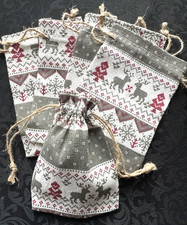 5 x CHRISTMAS RUSTIC STYLE HESSIAN REINDEER GIFT FAVOUR BAGS H 14cm X W 10cm