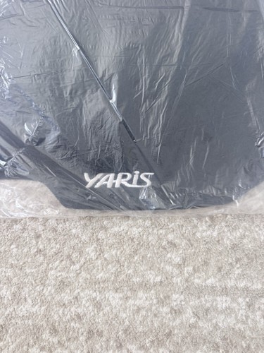 Toyota yaris floor matts - toyota,