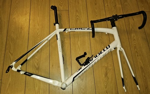 Specialized allez road bike - specialized,