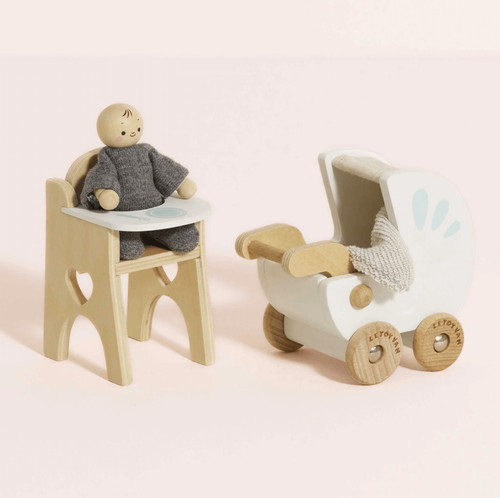 Toy van dolls - le,