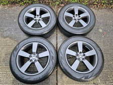4x Genuine Land Rover 20"
