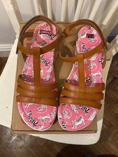 Camper twins for - twins,