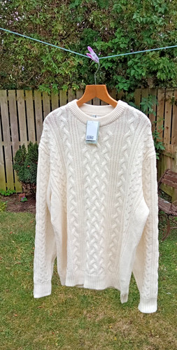 Jumper new with tags - new,