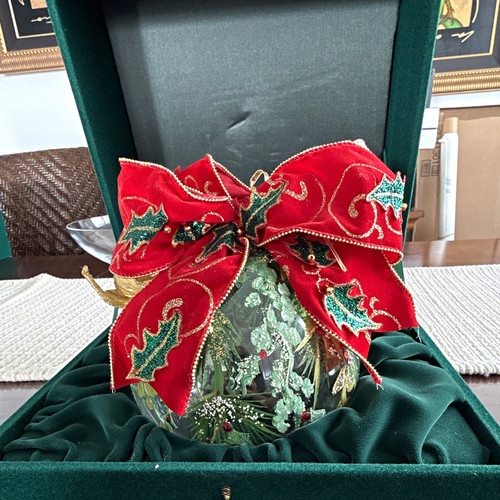 Hand painted clear - painted, holly