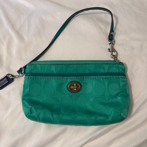 Coach green wristlet - coach,