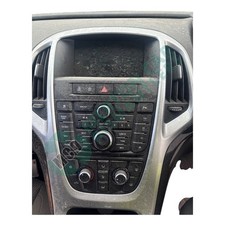 VAUXHALL ASTRA 2013 j estate 2.0 Sat Nav Kit breaking -