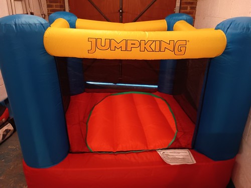 Bouncy castle jumpking - bouncy,