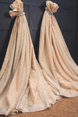 Vintage peachy cream lace - vintage,