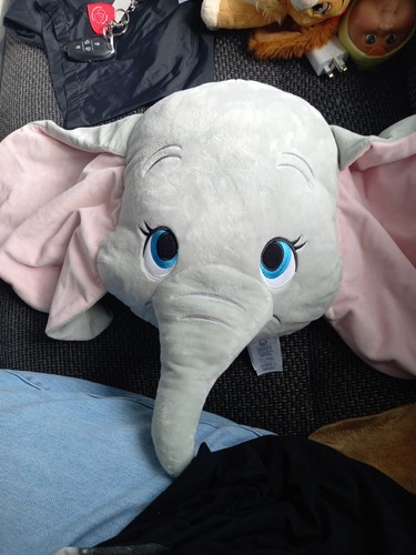 Official disney store dumbo - official,