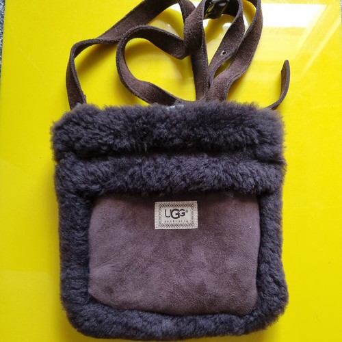 Ugg australia suede crossbody - australia,