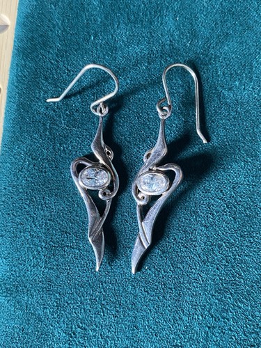 Stunning unusual art deco - stunning,