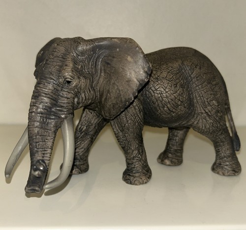 Schleich elephant 2011 african - elephant,