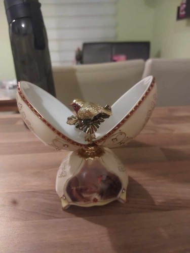 Musical bird egg - musical, a