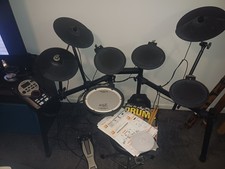 Roland TD-11 Drums Electric Drum Kit w stool & sticks. 