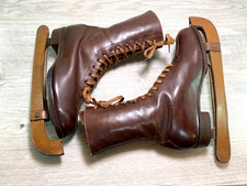 Vintage Ladies Ice Skates  Brown Leather UK 5 wilson sheffield blades 1930/50