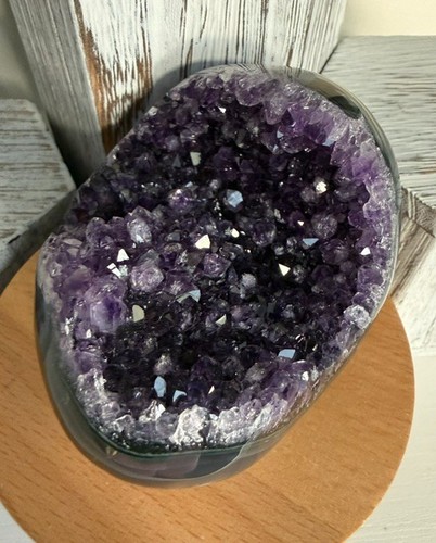 Amethyst geode d131 - amethyst,